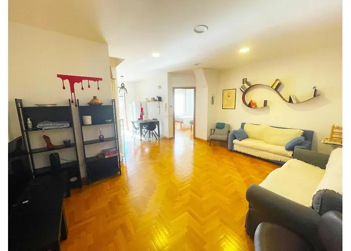 Cozy Casetta - Bright And Near Metro C Апартаменты Рим